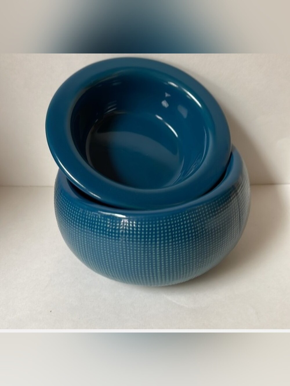 Tastefully Simple ceramic dip chiller bowl set in a farmhouse blue color